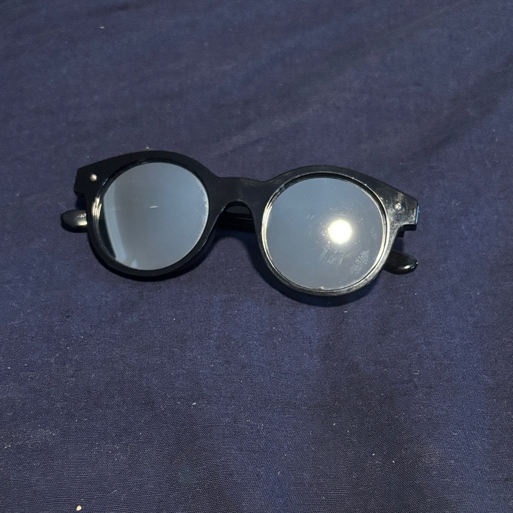 Black Round Sunglasses